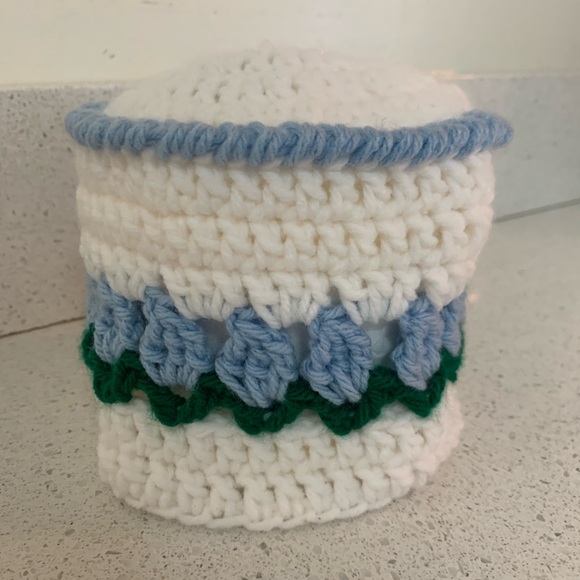 Tulip Flower Toilet Paper Tissue Cover New Light Blue with Green Leaves - Picture 9 of 15